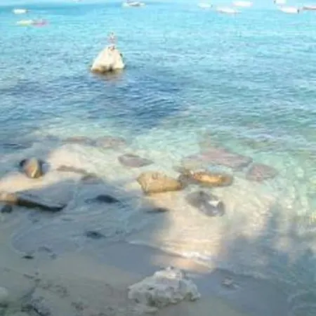 Stignano Mare, Near Caulonia, Calabria, Italy شقة Focà